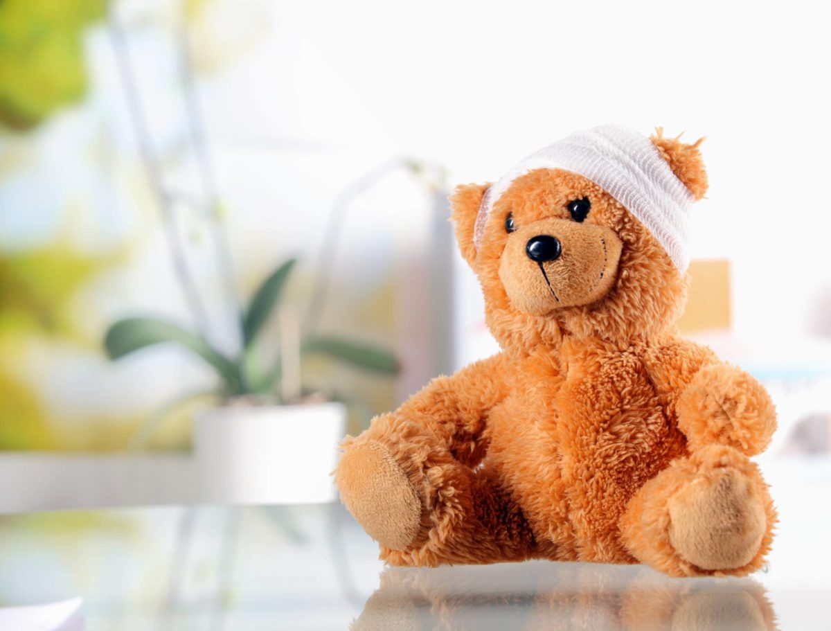 ¿Cómo influye el apoyo familiar durante un trauma infantil?