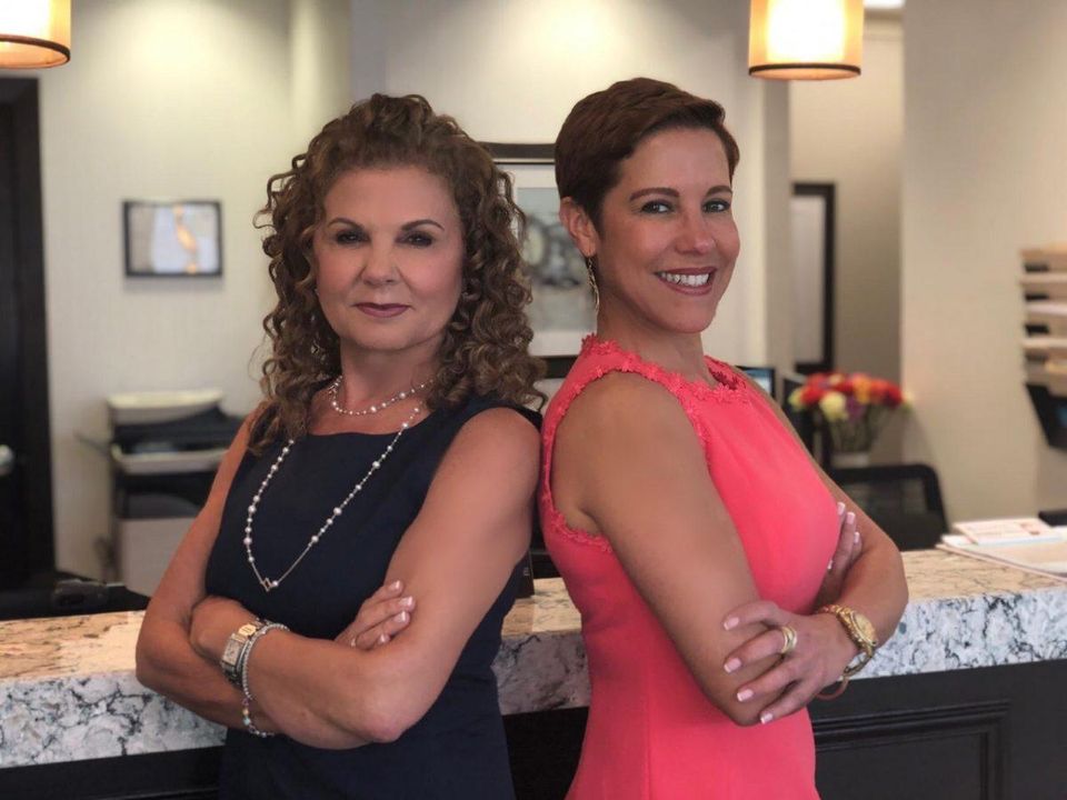 Gina-Capelli-y-María-Trusa